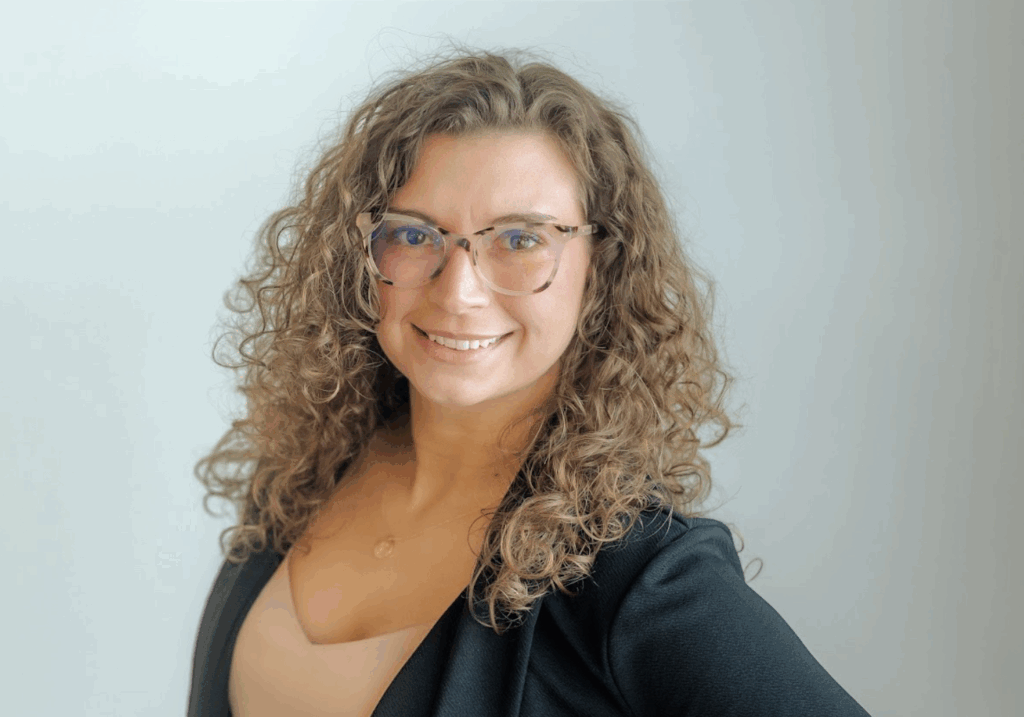 SPES_Amber Hintz Headshot